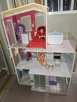 Rainbow High Dollhouse house