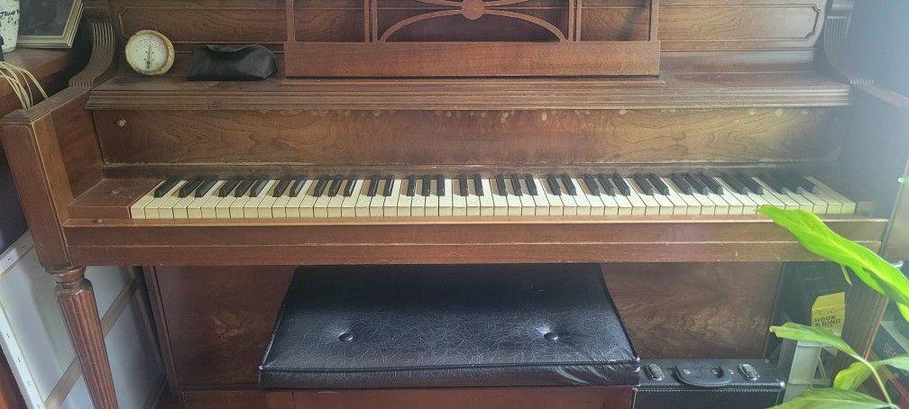 Story and Clark Upright Piano
