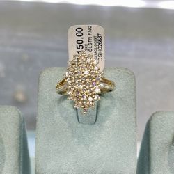 14k Cluster Ring with a beautiful crafting job