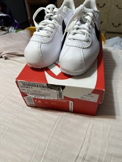 Women Tennis Shoes