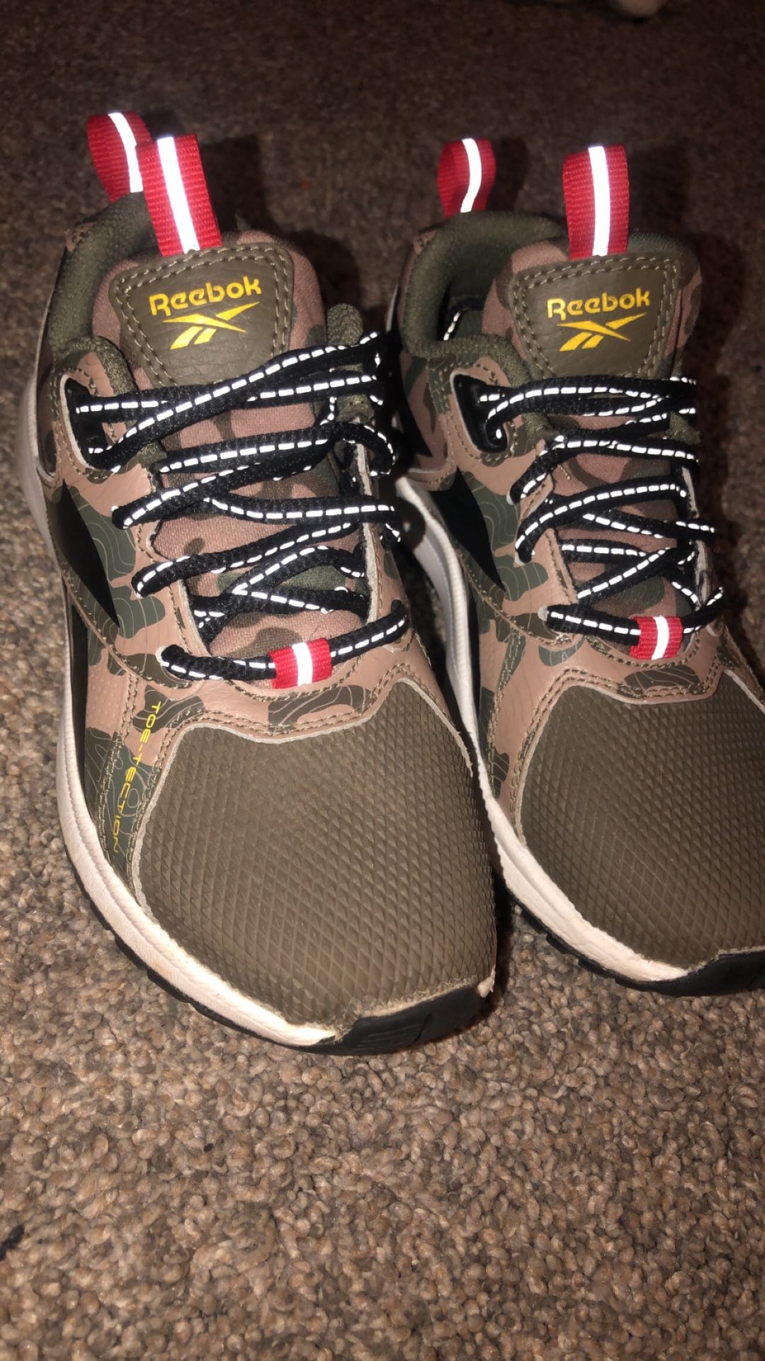Reebok Camp Sneakers Size 13 Boys