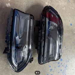 Charger 2015-2022  Headlights Halogeno