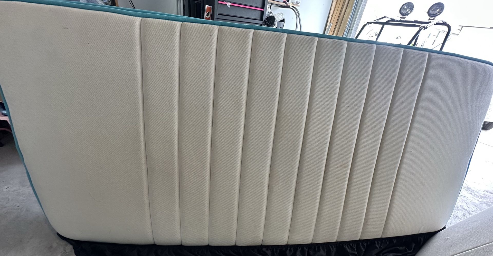 2 Twin Mattresses