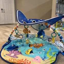 Disney Baby Finding Nemo Ocean Lights & Music Activity Play Gym