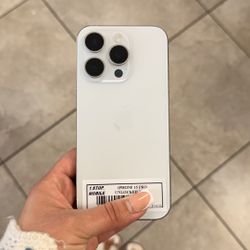 iPHONE 15 PRO UNLOCKED