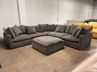 Mira Modular Sectional