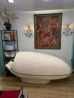 Celestial slim pod