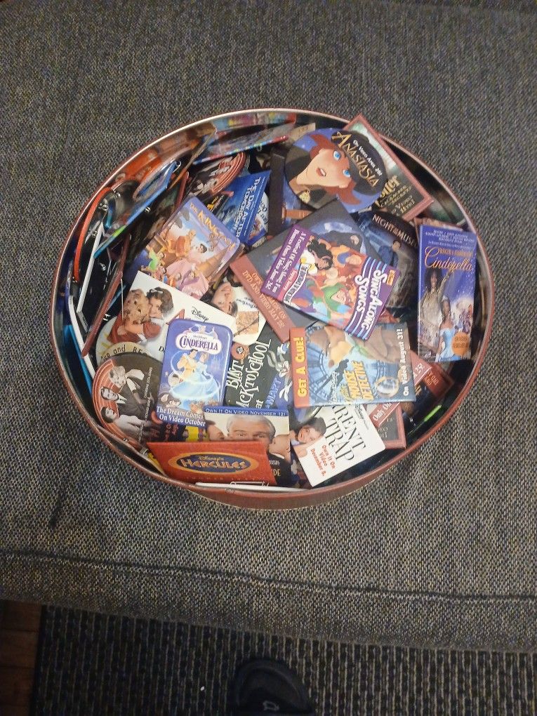 Assortment 150 Disney Pins And More!