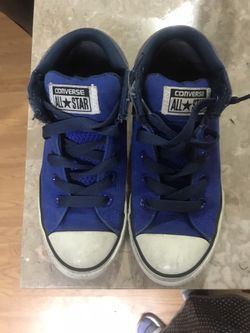 Boys converse