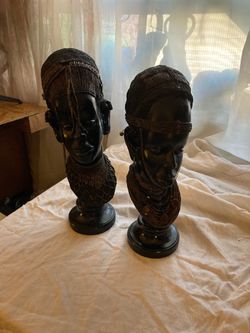African carved heads