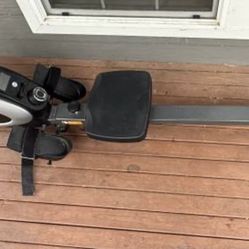 Fitness Reality Rowing Machine
