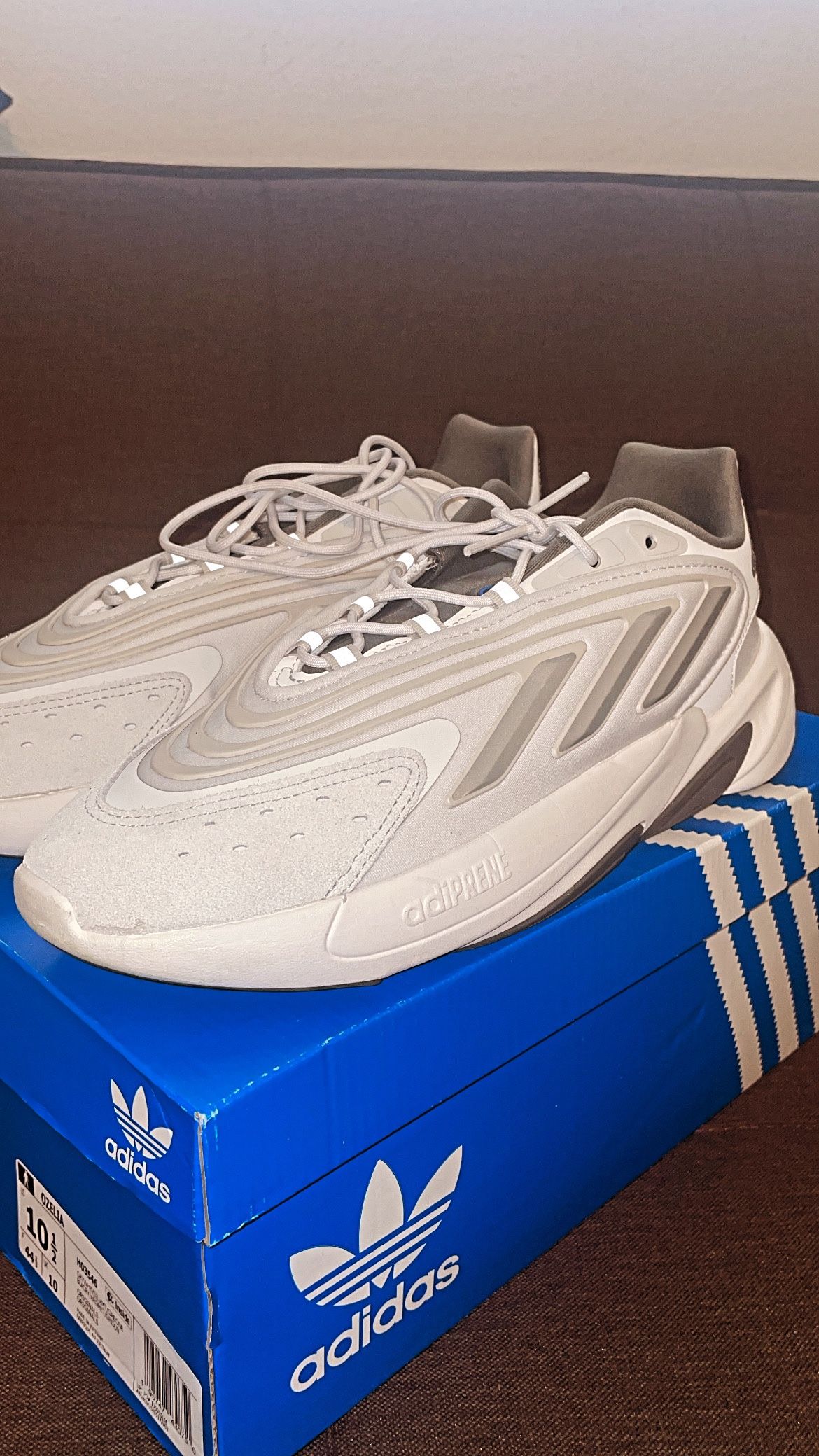 Mens Adidas Ozelia