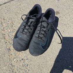 Nike Mercurial Soccer Cleats, Size 9 Men's 