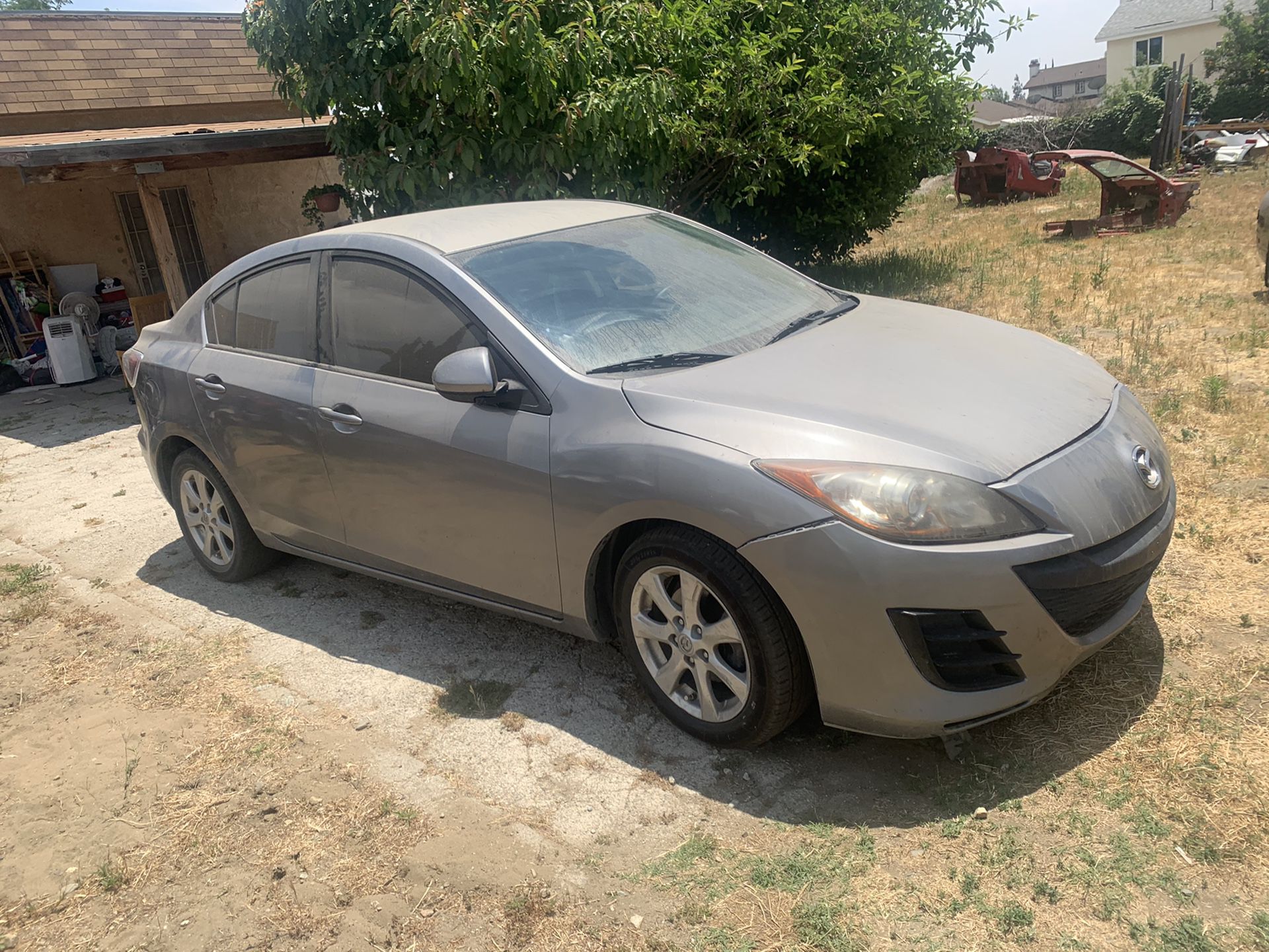 2011 Mazda 3 part out