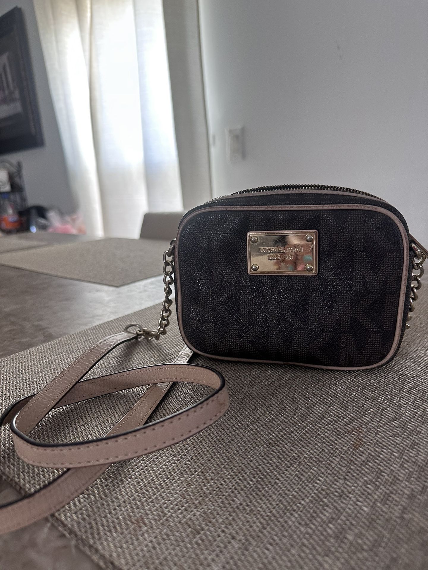 Michael Kors Crossbody