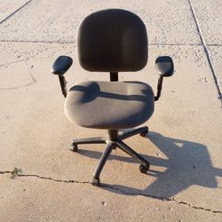 Fabricated Office Chair 