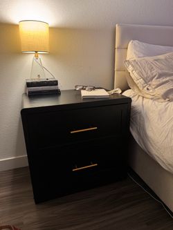 Metal 2 drawer night stand