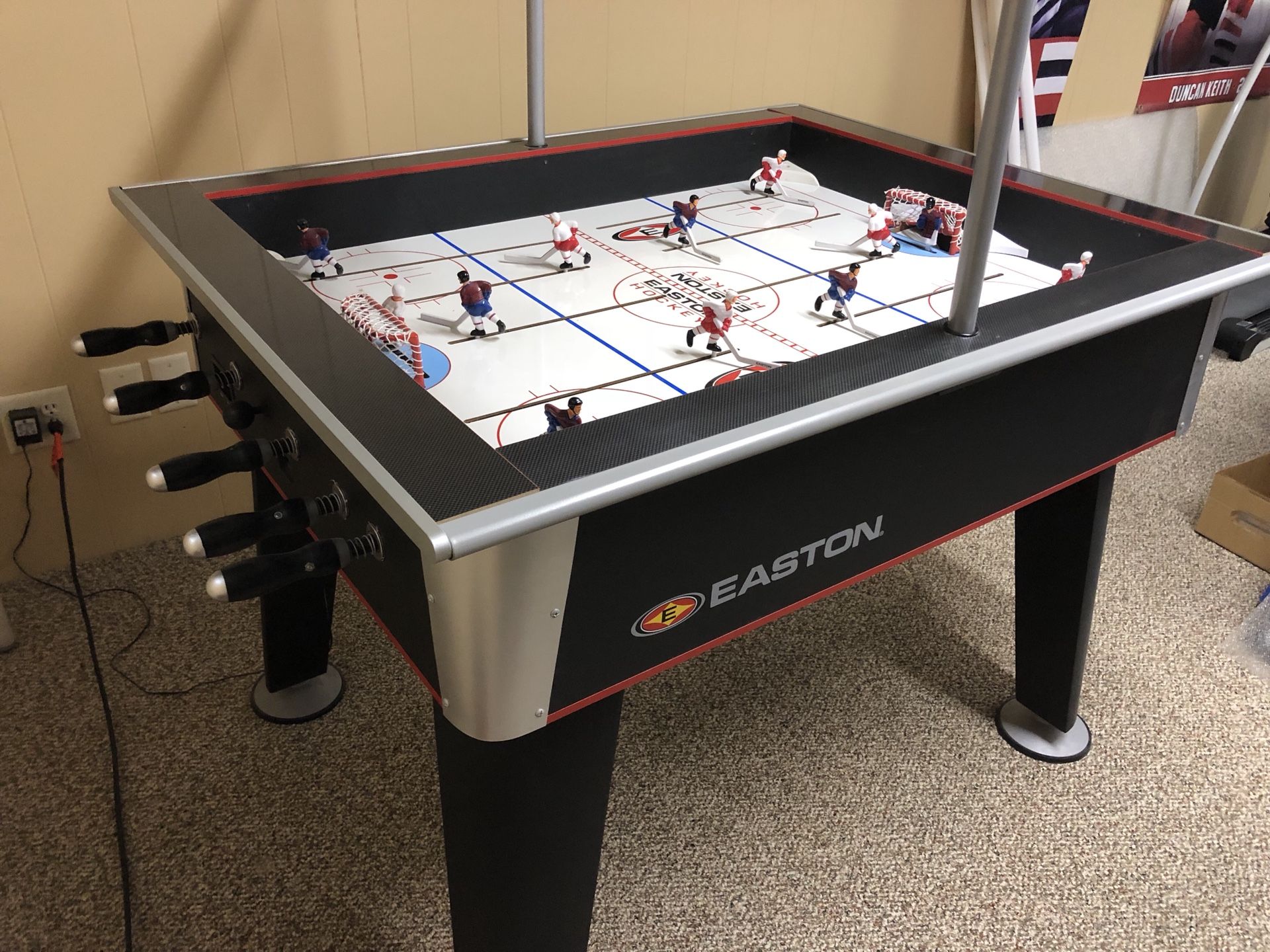 Easton pro model rod hockey table
