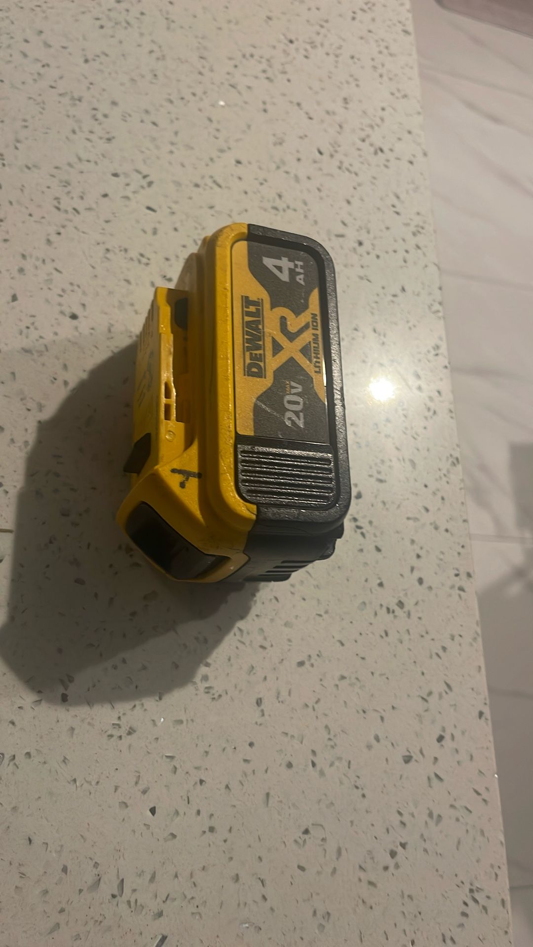 Dewalt XR 20v Battery Lithium 4ah