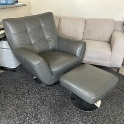 Z Gallerie Leather Swivel Chair 