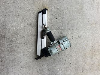 Hitachi 3.25 in Framing Nail Gun
