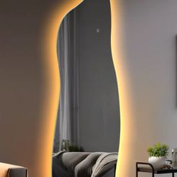 Wavy Mirror With LED