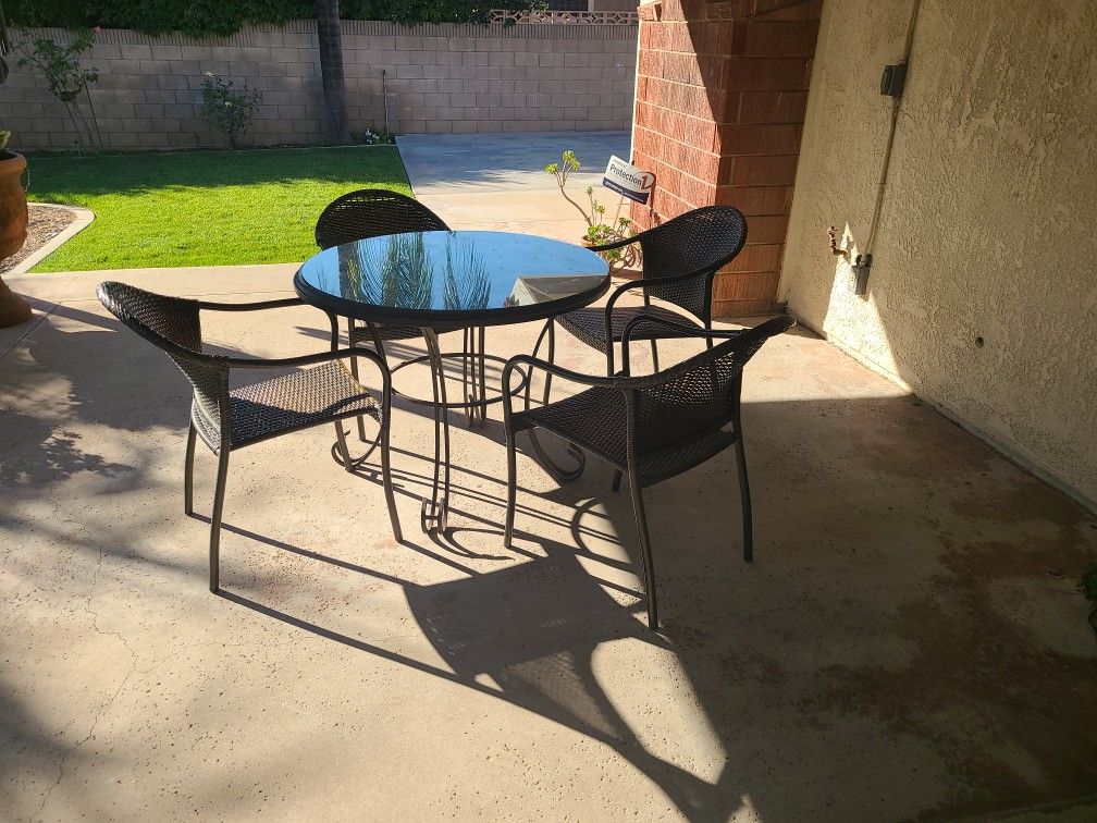 Outdoor dining set for Sale in Upland, CA OfferUp