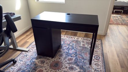 Study desk, Dark black in color