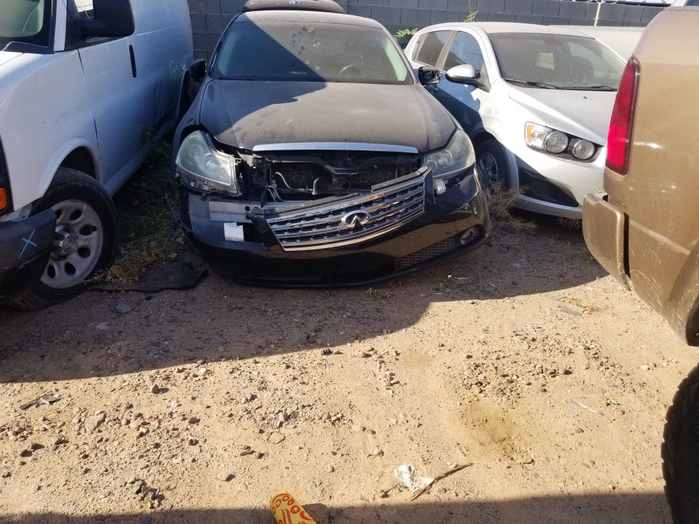 2008 Infiniti m35 part only
