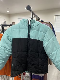 Clothes kids , women , teenagers