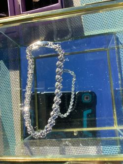 New Tiny Hearts Bracelet 