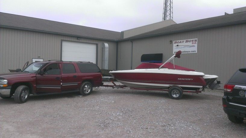 2006 F180 Ski boat