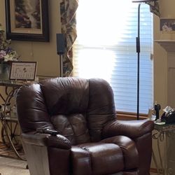 Free Lazy Boy Powered Recliner 