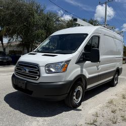 2019 Ford Transit 250 Medium Roof Cargo Van