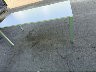 Fursys desker