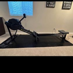 CONCEPT 2 ROWING MACHINE (LIKE NEW & DELIVERY AVAILABLE TODAY)