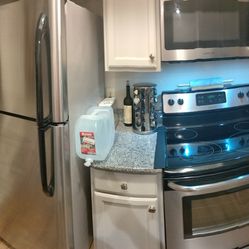 3-piece kitchen appliance set 