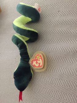 Hissy Beanie Baby Mint
