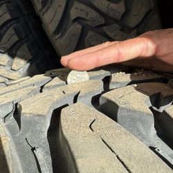 Jeep Fuel Zephyr Wheels On 35x12.5x17