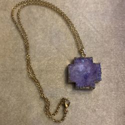 Purple Druzy Dodecagon Shaped Pendant Matching Brass Gold Plated Chain Necklace 
