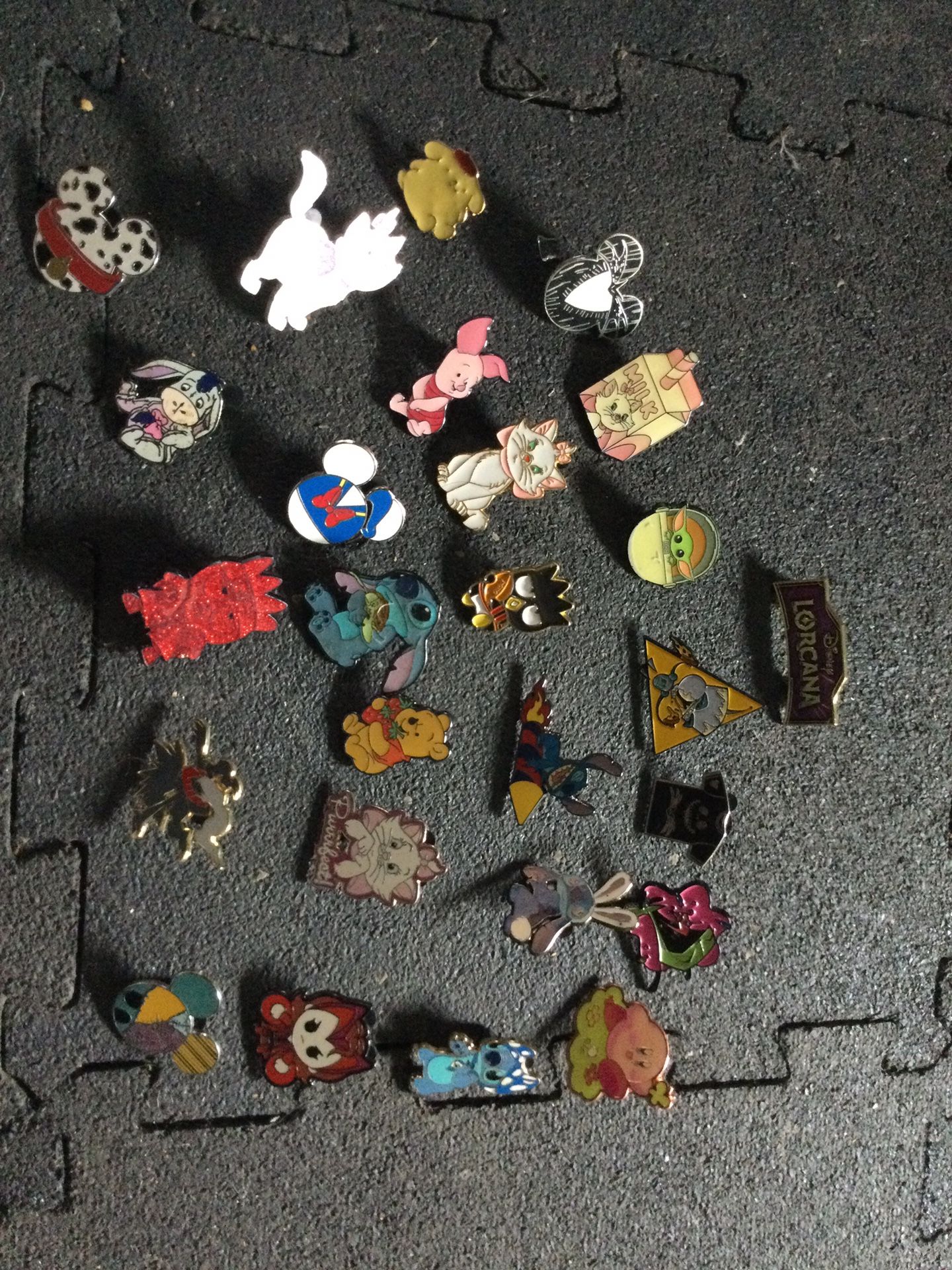 Disney Pins Collection