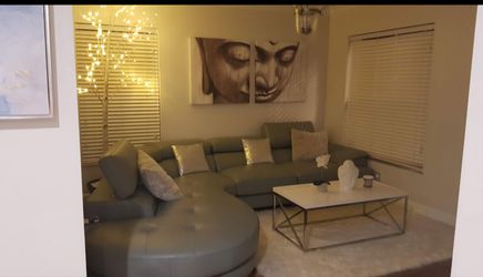 Like new couch