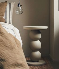 Mango wood side table beige