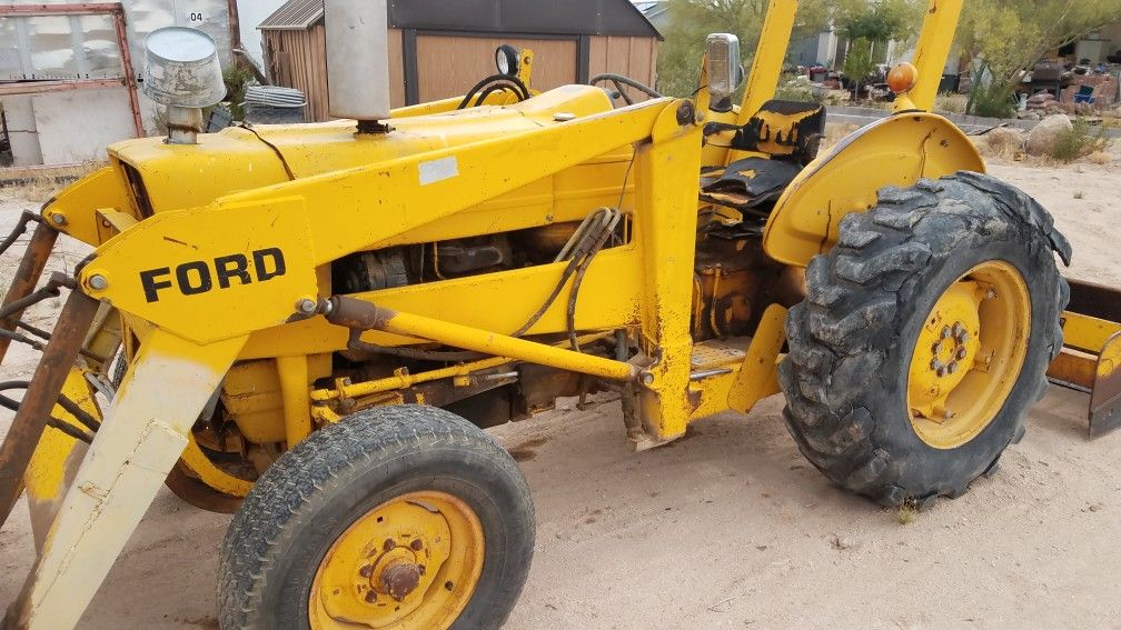 Ford loader tractor w/ gannon for Sale in ELEVEN MILE, AZ OfferUp