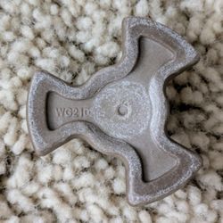 Microwave oven plastic centerpiece bushing drive coupler knob for rotating spinning glass turntable