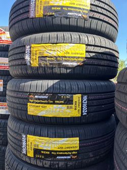 Headway HH316 225/65R17 102T Tires – Set of 4
