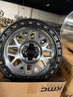 KMC Beadlock Wheel Machined Finish 🔥📲
