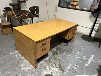 Desk - FREE