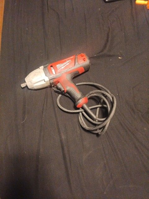 Milwaukee Corded Impact Gun