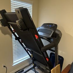 Pro Form Foldable Treadmill